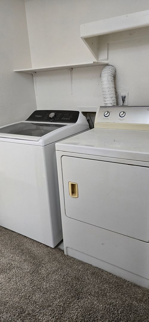 2 beds, 2 baths, $1,295, Unit # 167