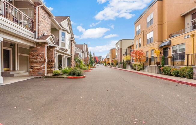 2 beds, 2 baths, $2,395, Unit Unit 801