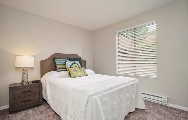 Apartment Master Bedroomat St. Charles Oaks Apartments, Thousand Oaks, CA, 91360