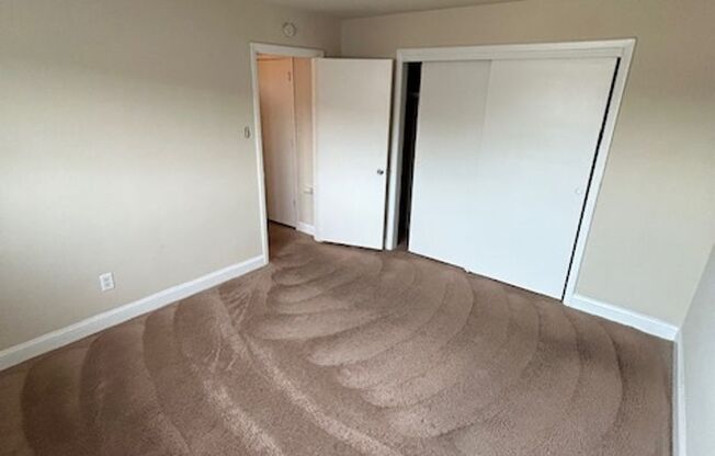 1 bed, 1 bath, 550 sqft, $1,195, Unit H08