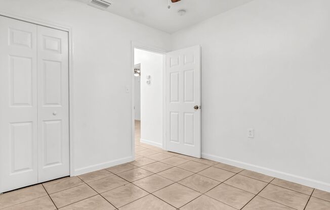 2 beds, 1 bath, $1,695