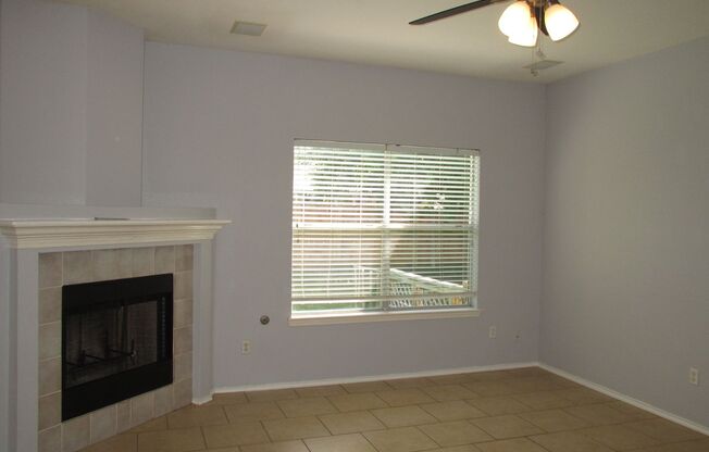 Cozy Home with Large Backyard in Quiet Round Rock Neighborhood