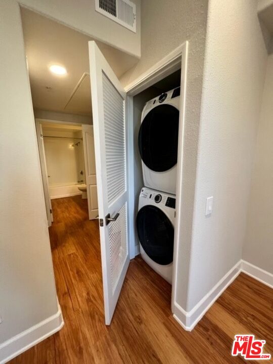 5551 W 6 ST