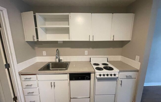 1 bed, 1 bath, 600 sqft, $1,250, Unit 07