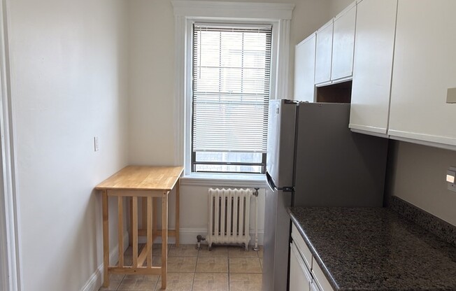 374 Chestnut Hill Ave