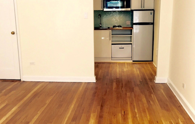 421 E 50 ST