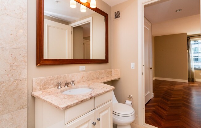 1 bed, 1.5 baths, 751 sqft, $4,500, Unit 17C