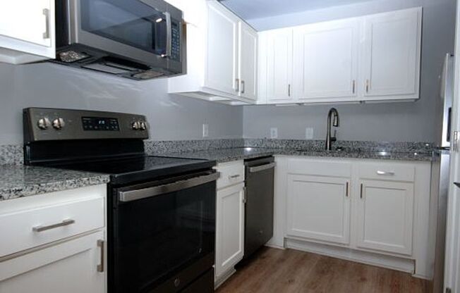 Walnut Square Apartments