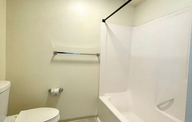 1 bed, 1 bath, 622 sqft, $1,395, Unit 4370 Tull Road - Unit 101