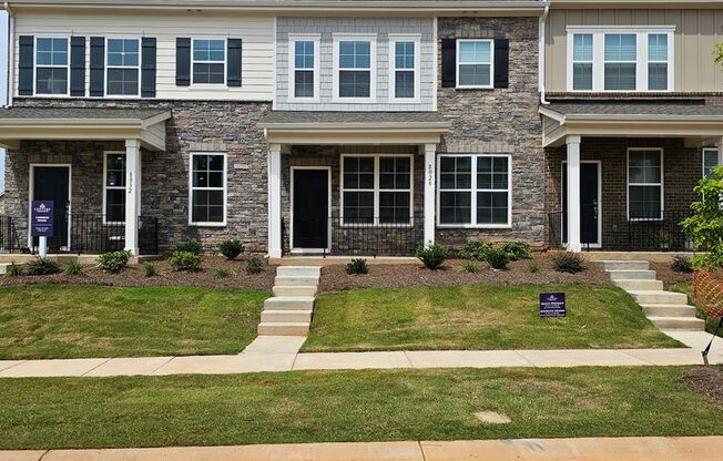 Like New Townhome in Mint Hill