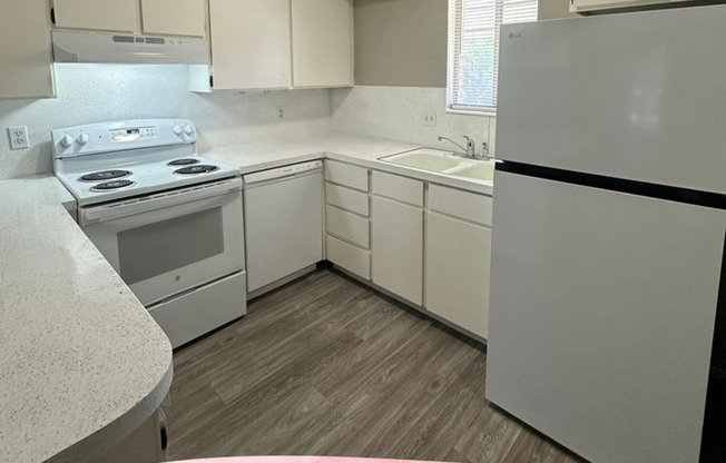 2 beds, 2 baths, 1,112 sqft, $1,265, Unit Unit 26