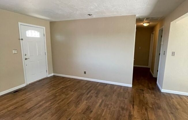 4 beds, 1 bath, $2,150