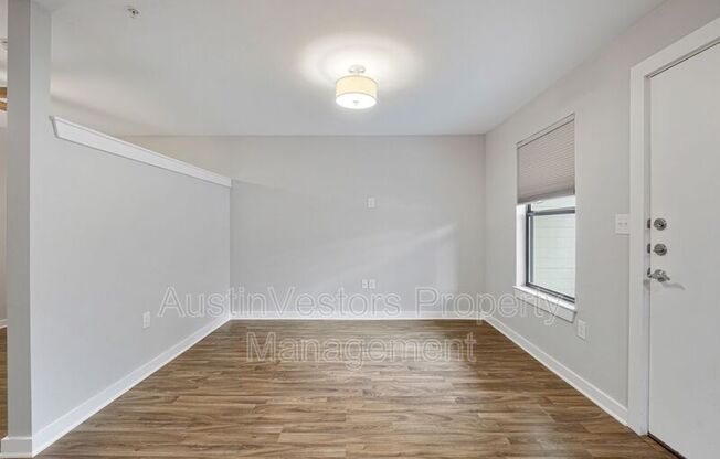 924 E. 51st Street