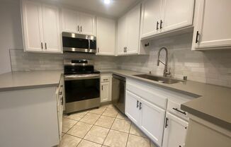 Charming 2 Bed, 2 Bath Carlsbad Condo