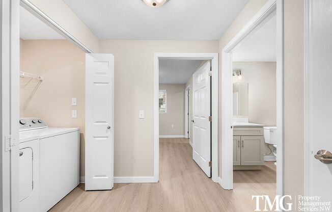 1 bed, 1 bath, 735 sqft, $1,565, Unit C36