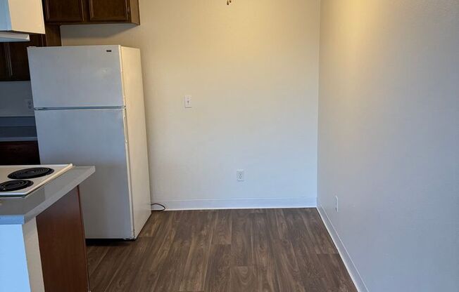 1 bed, 1 bath, 500 sqft, $1,895, Unit 32
