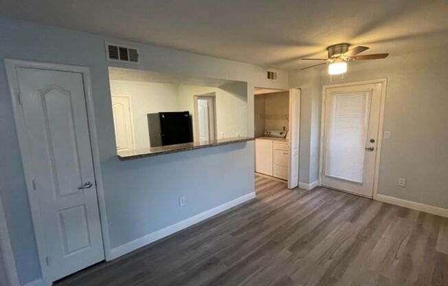 2 beds, 2 baths, $1,350, Unit UNIT 1056