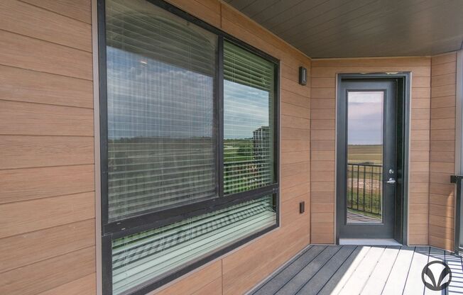 2 beds, 2 baths, 1,043 sqft, $1,665, Unit YH-3042