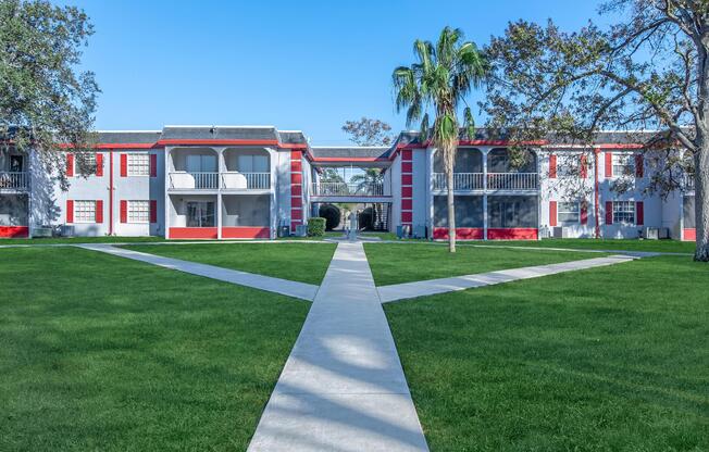 Regency Square Apartments - Apartment Living in Tampa, FL
