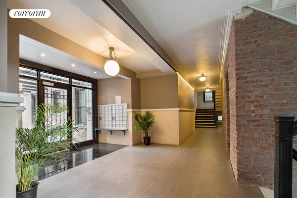 48 W 138 ST