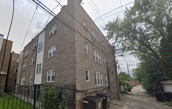 7348 South Artesian (Q)
