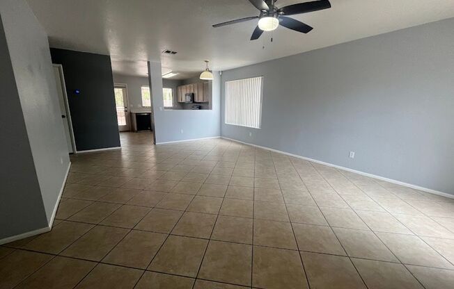 Charming 3-Bedroom Home in Horizons on Camelback with Park Views