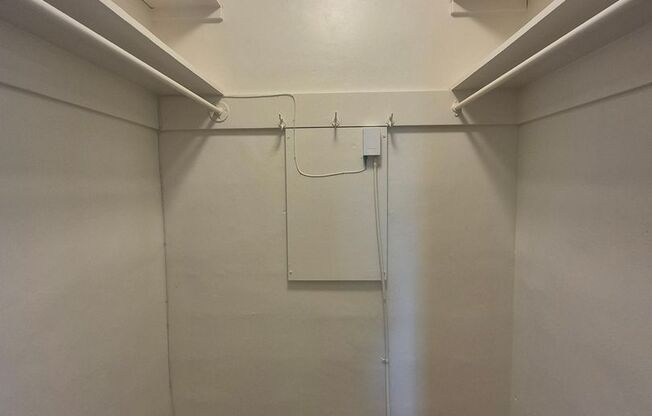 1 bed, 1 bath, 600 sqft, $1,299, Unit 5631 Rippey St. #C6