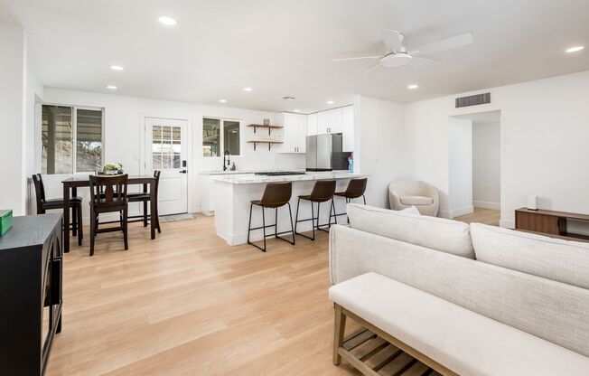Fully Furnished 3/2 SFH in Central Phoenix