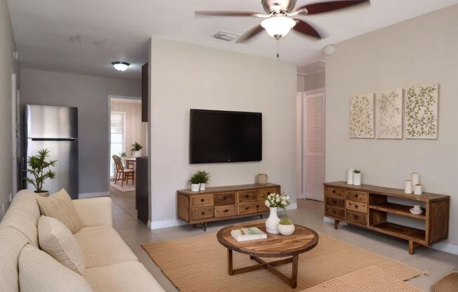 Spacious 2 Bedroom, 1 Bathroom Home in Meadowlawn!