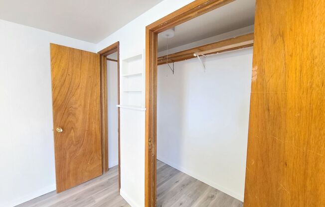 Studio, 1 bath, 450 sqft, $800, Unit 6