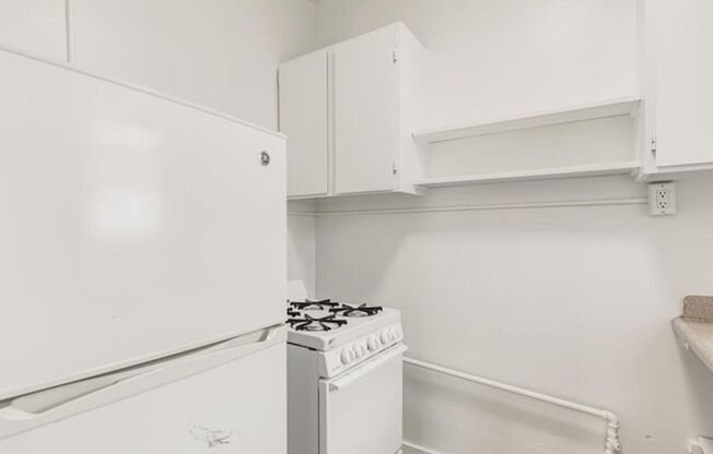 1 bed, 1 bath, 579 sqft, $1,250, Unit 411