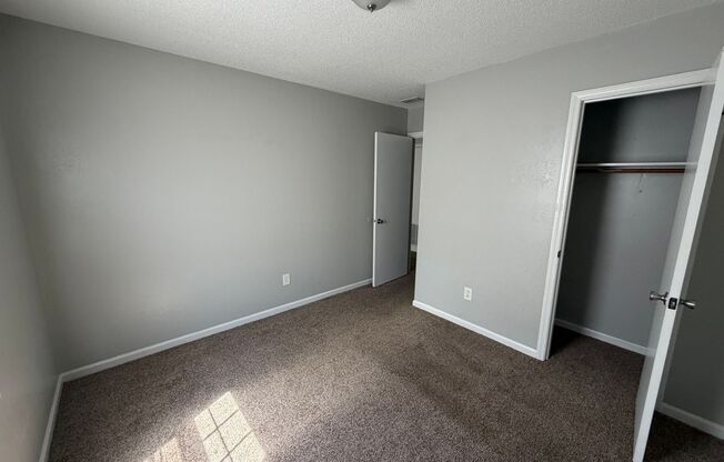 2 beds, 1 bath, 750 sqft, $1,045, Unit B-503D2