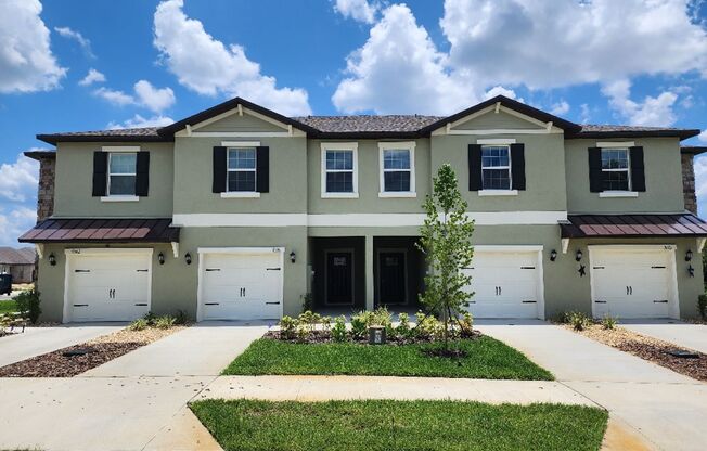 Like New!!! 3-Bedroom, 2.5-Bathroom Townhouse in Zephyrhills