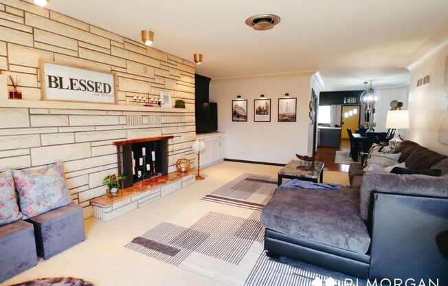 A Statement of Style & Sophistication! Don't miss out on the perfect rental!