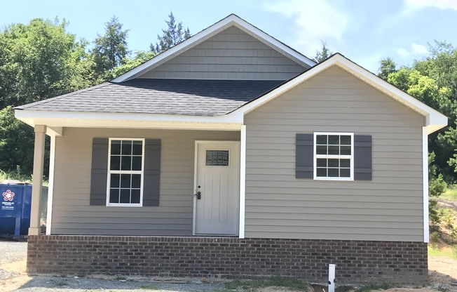 Like new home! Convenient Kannapolis location.