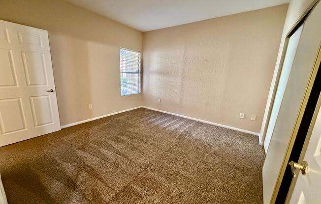 2 beds, 2 baths, $1,525, Unit # 515