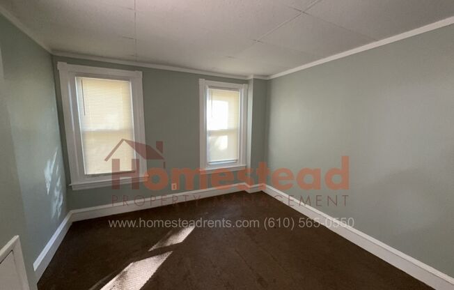 3 beds, 1 bath, $1,600