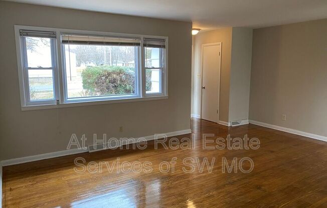 1468 E Seminole
