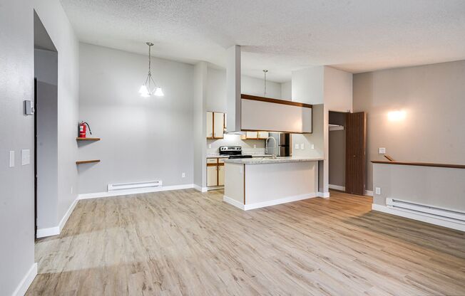 1 bed, 1 bath, 850 sqft, $1,349, Unit DY3817C