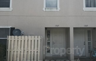 1305 FETTLER WAY