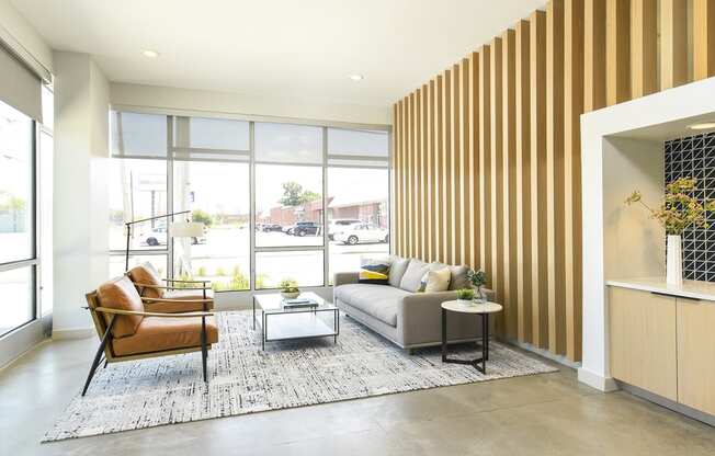 Dominium_900_Lobby.jpg