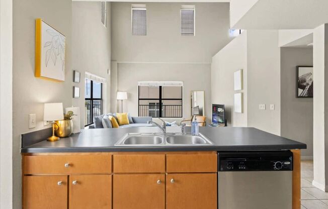 5 beds, 3 baths, 1,597 sqft, $4,295, Unit 601
