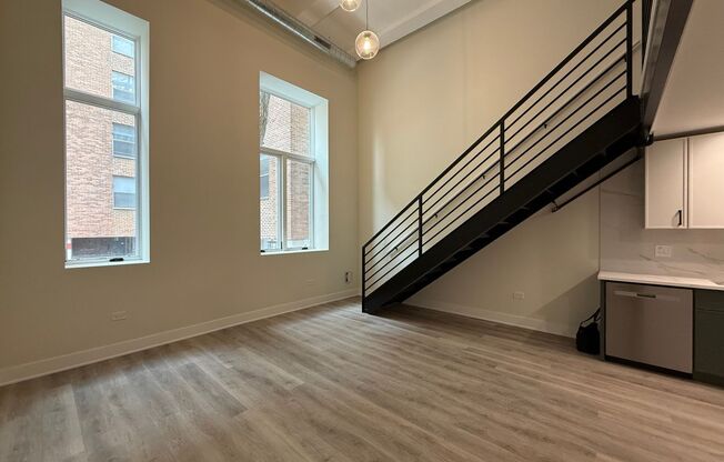 1 bed, 1 bath, 768 sqft, $2,695, Unit 106