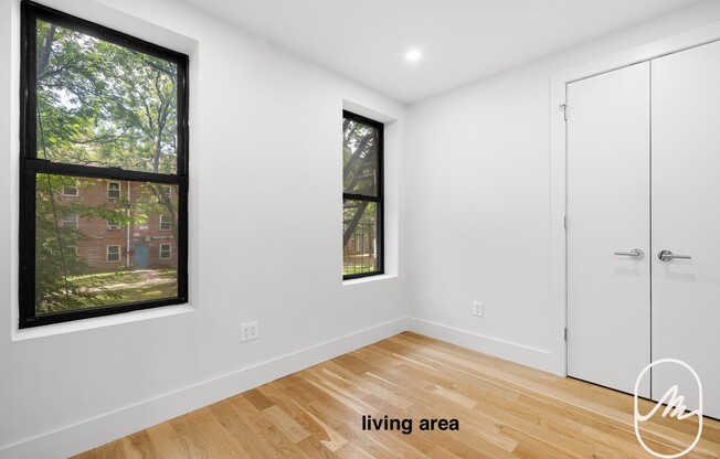 738 E 6 ST