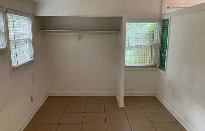 1 bed, 1 bath, $1,100