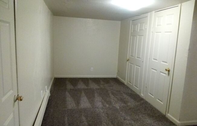 1 bed, 1 bath, $1,100