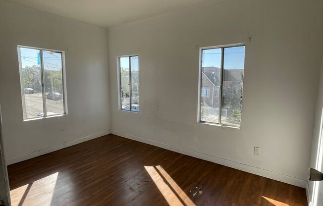 1 bed, 1 bath, 650 sqft, $1,650, Unit 122 1/2