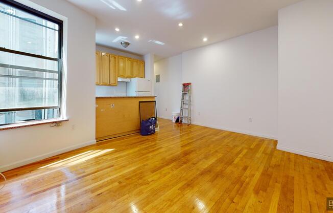 188 2 AVE