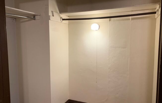 Studio, 1 bath, $775, Unit 205