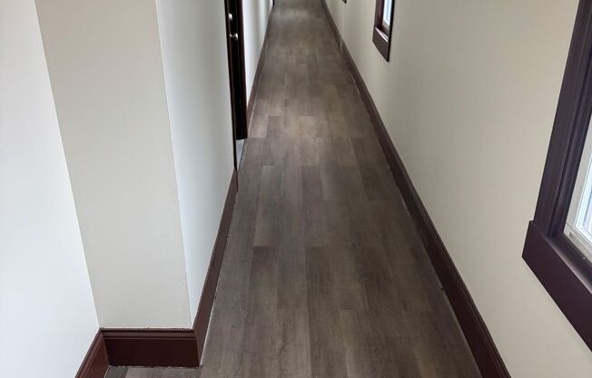 418 Ormsby